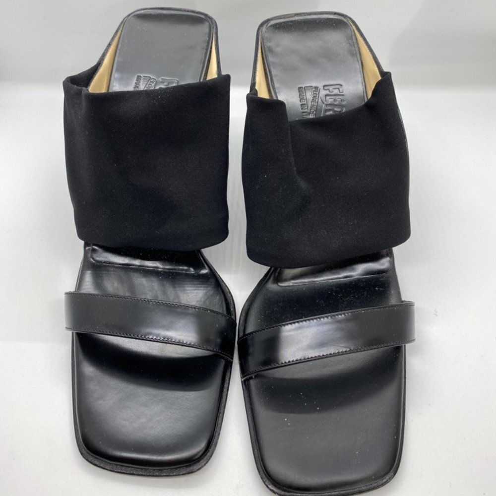 Salvatore Ferragamo "Tantum" black slide Size 8 AA